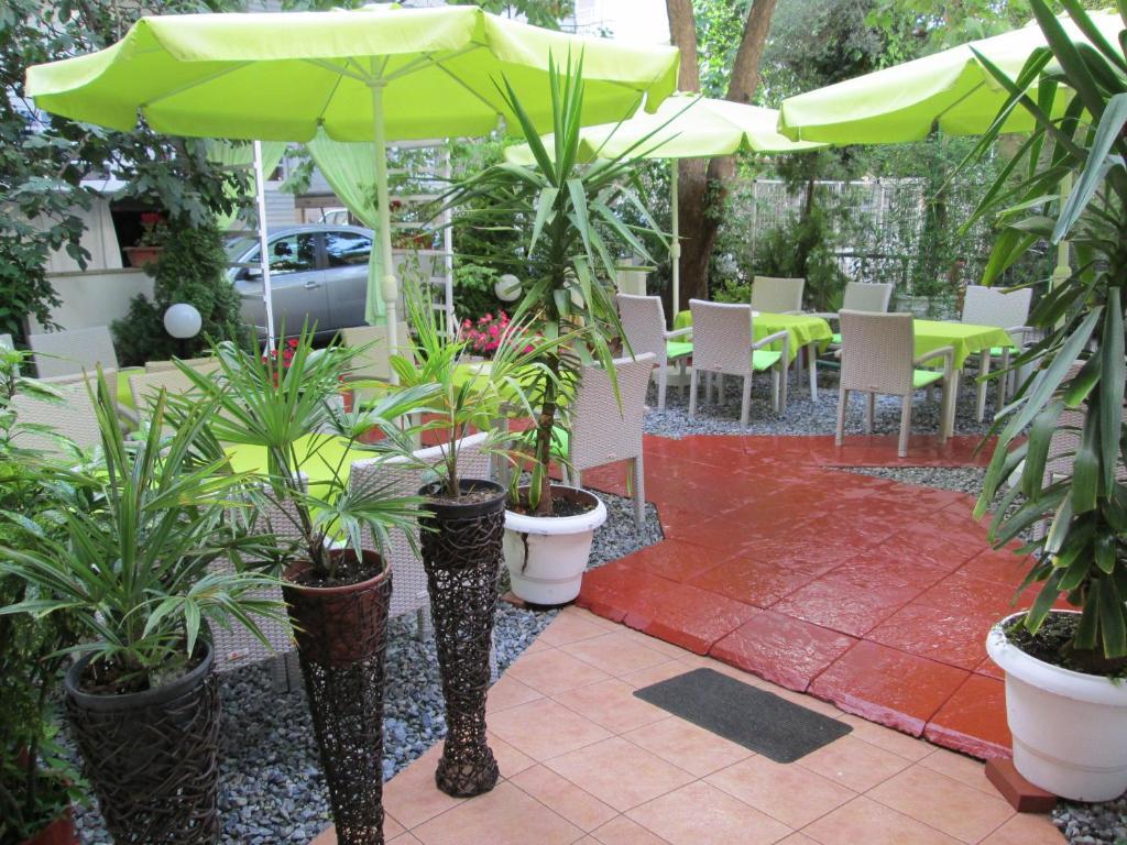 Hotel Lito Paralia Katerinis Bagian luar foto