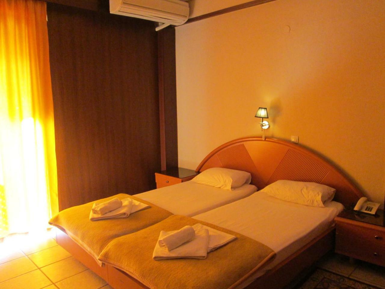 Hotel Lito Paralia Katerinis Bagian luar foto